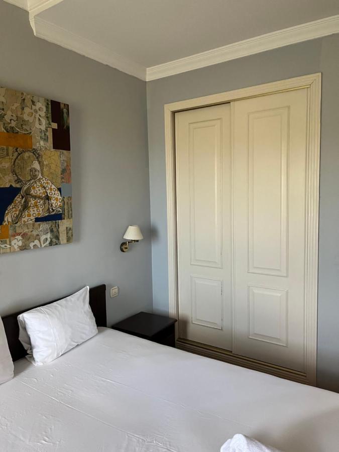 Mansion Marsil Hotel ลัสโรซัส เด มาดริด ภายนอก รูปภาพ