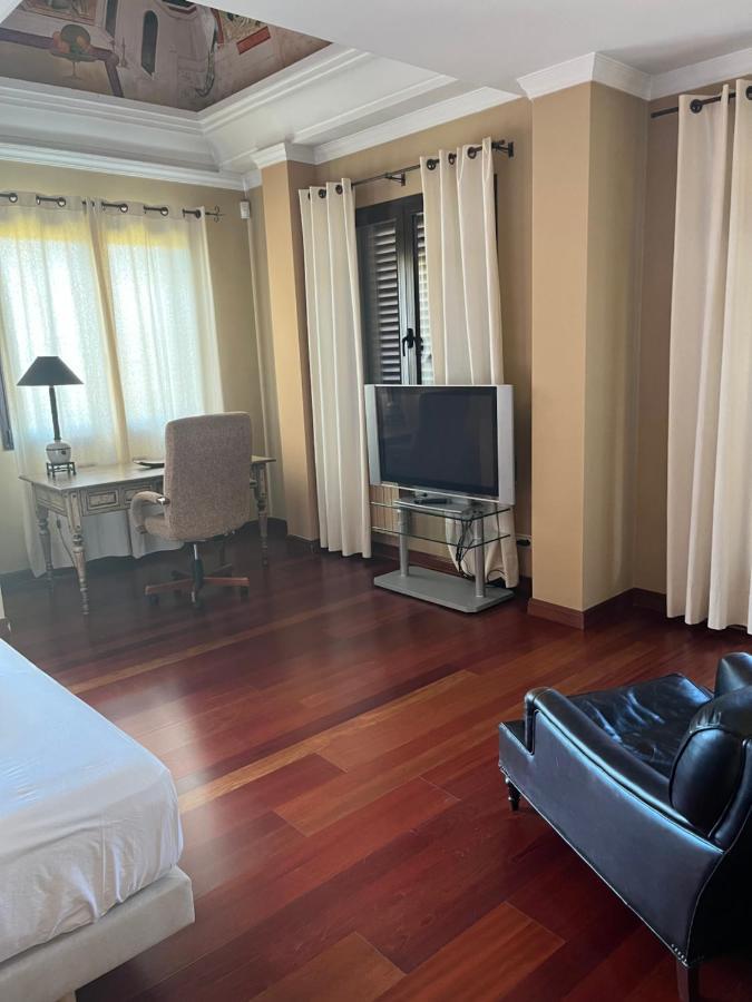 Mansion Marsil Hotel ลัสโรซัส เด มาดริด ภายนอก รูปภาพ