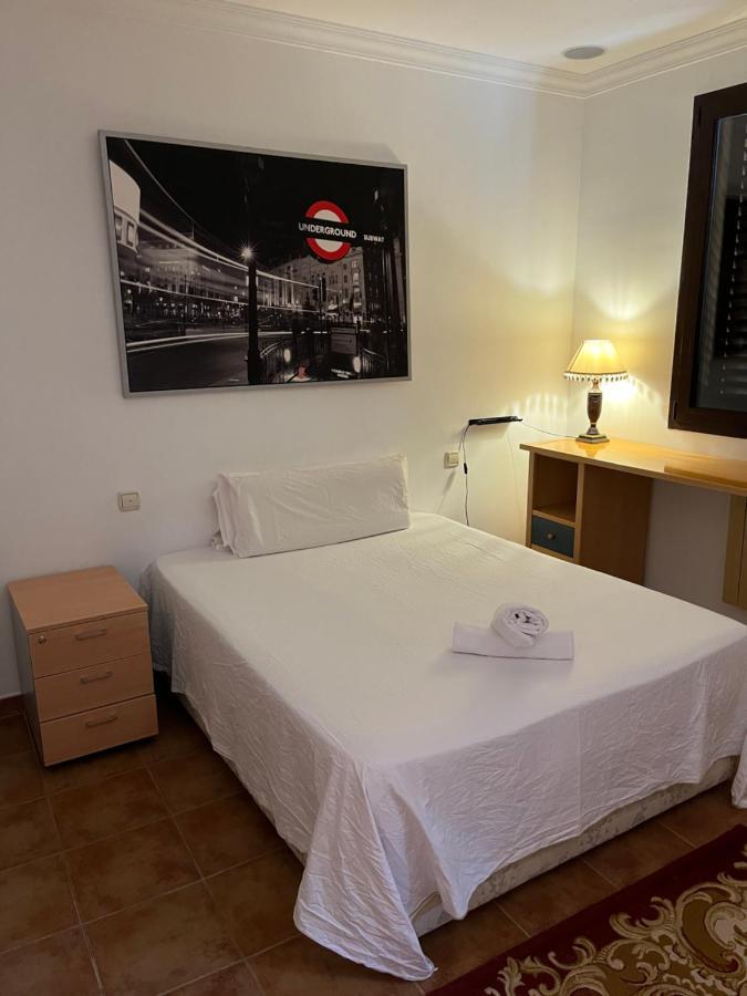 Mansion Marsil Hotel ลัสโรซัส เด มาดริด ภายนอก รูปภาพ