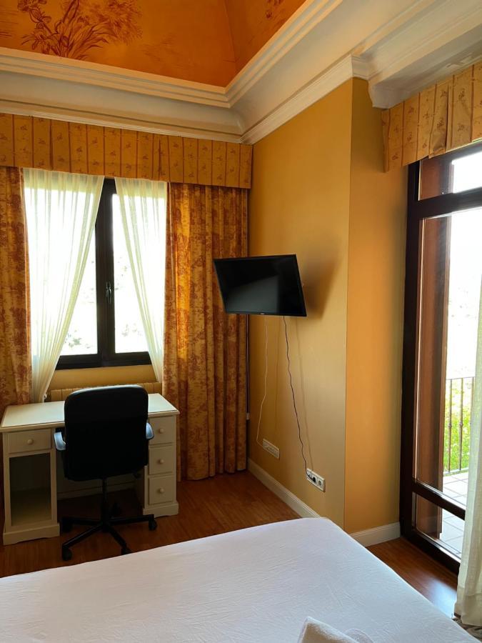 Mansion Marsil Hotel ลัสโรซัส เด มาดริด ภายนอก รูปภาพ